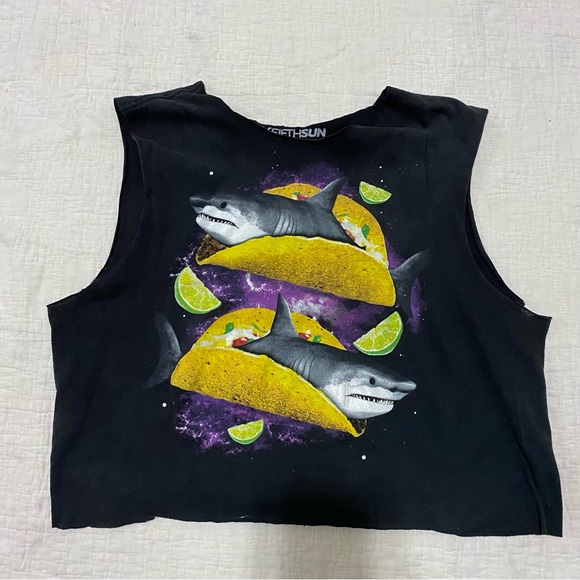 SHARK TACOS Tank Crop Top Cutoff Gym Shirt Crazy Weird Unique Eccentric Funny M - Picture 4 of 7